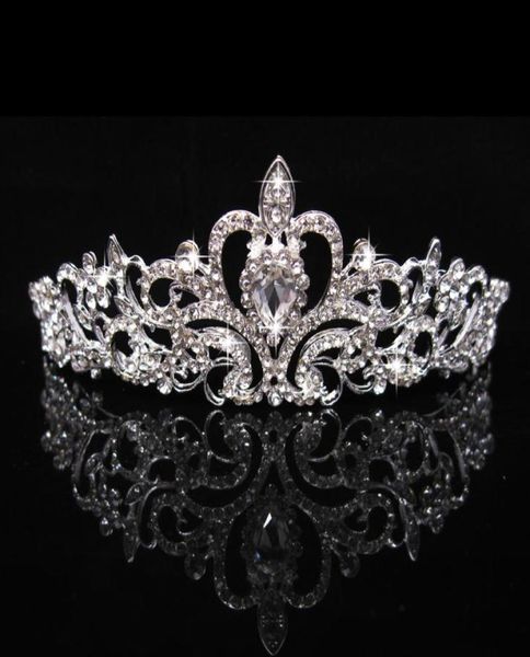 2017 crystal wedding party prom crowns band princess bridal tiaras hair accessories party fashion headbands luxury hairwear crown3632699, Slivery;golden
2017 crystal wedding party prom crowns band princess bridal tiaras hair accessories party fashion headbands luxury hairwear crown3632699, Slivery;golden