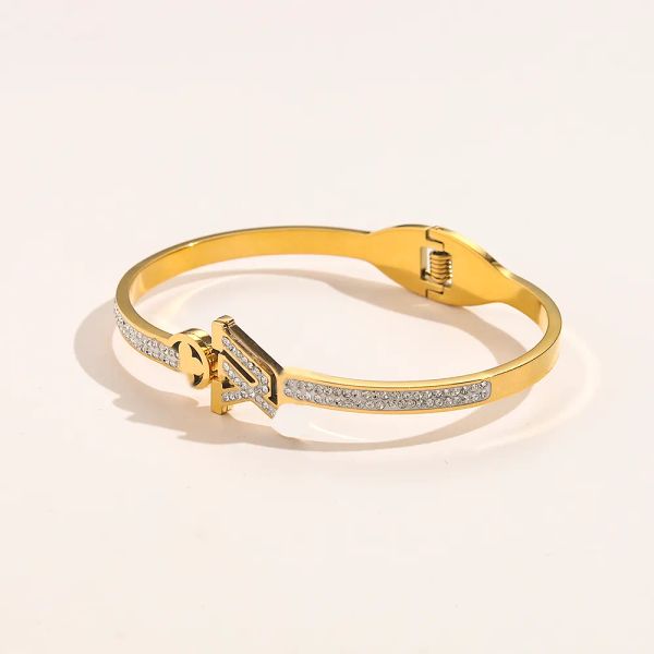 designer branded bracelets women bangle luxury designer letter bracelet crystal 18k gold plated stainless steel wedding lovers gift jewelry, Black
designer branded bracelets women bangle luxury designer letter bracelet crystal 18k gold plated stainless steel wedding lovers gift jewelry, Black