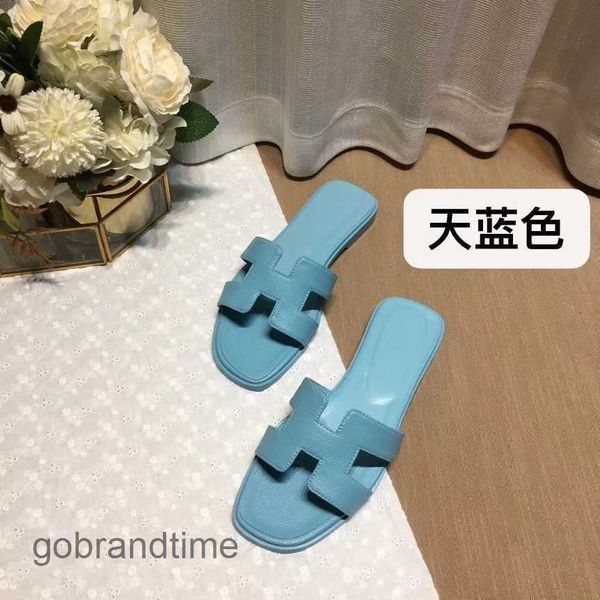 2023 bear h women women's shoes slippers sandal higsetting oran designer slipper summer beacleather leisure fashion wear rhinestone fla
2023 bear h women women's shoes slippers sandal higsetting oran designer slipper summer beacleather leisure fashion wear rhinestone fla