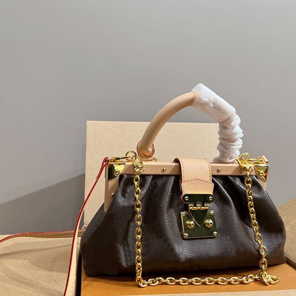 clutch cloud bag old women crossbody bags flower letters detachable strap chain s-latch leather strap golden hardware new handbags purse
clutch cloud bag old women crossbody bags flower letters detachable strap chain s-latch leather strap golden hardware new handbags purse