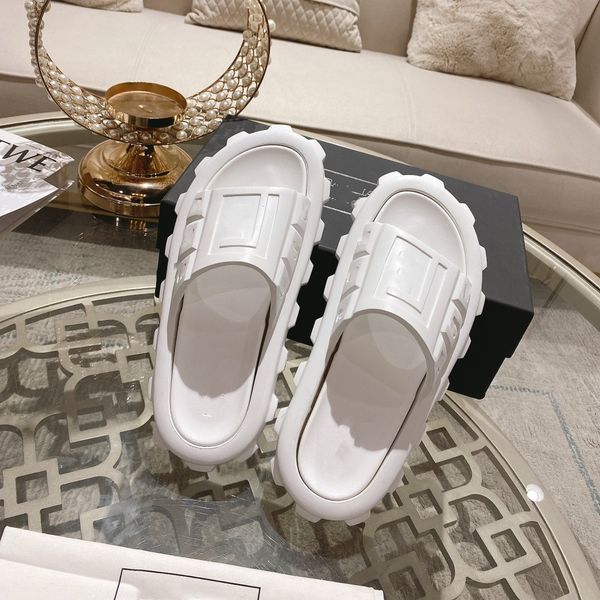 designer men woman space slippers beach sandals fashion pearl womens loafers soft dough microfiber cowhide quilted leather b-it mules slide
designer men woman space slippers beach sandals fashion pearl womens loafers soft dough microfiber cowhide quilted leather b-it mules slide