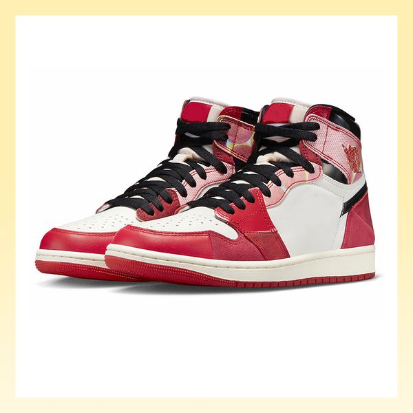 spiderverse basketball shoes 1 1s dv1748-601 across the verse university red black white sports sneakers trainers
spiderverse basketball shoes 1 1s dv1748-601 across the verse university red black white sports sneakers trainers
