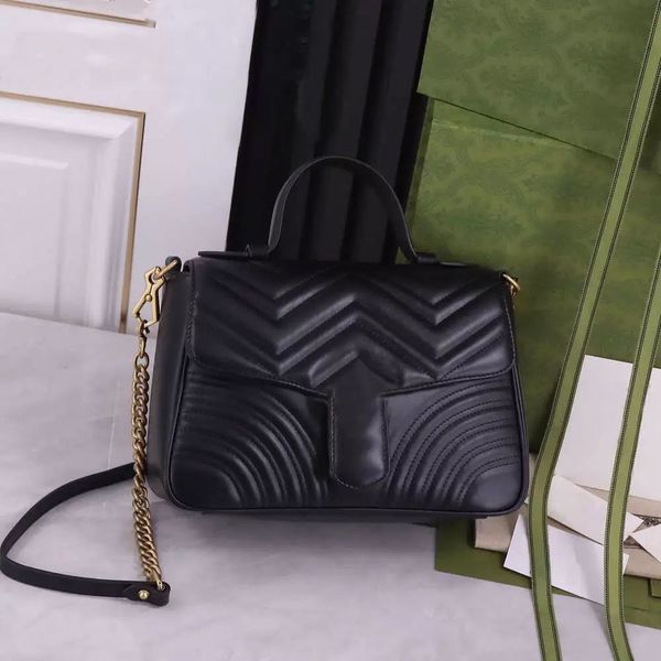 2023 fashion heart v wave pattern luxurys women shoulder bags chain crossbody bag quilted leather handbags female famous designer bag black, Black;red
2023 fashion heart v wave pattern luxurys women shoulder bags chain crossbody bag quilted leather handbags female famous designer bag black, Black;red