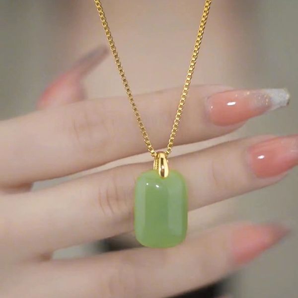 

Gold Plated Jade Pendant Necklace Stainless Steel Chain Jewelry for Women Gift