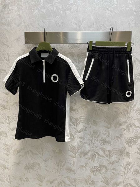 23ss women tracksuit womens designer clothing logo embroidery half zipper lapel color matching short sleeve zipper pocket shorts set womens, Gray
23ss women tracksuit womens designer clothing logo embroidery half zipper lapel color matching short sleeve zipper pocket shorts set womens, Gray