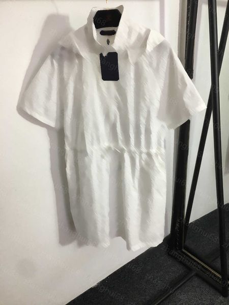 23ss summer dresses women dress womens designer clothing logo badge irregular pleated waist slimming short sleeve suit dress distribution be, Black;gray
23ss summer dresses women dress womens designer clothing logo badge irregular pleated waist slimming short sleeve suit dress distribution be, Black;gray