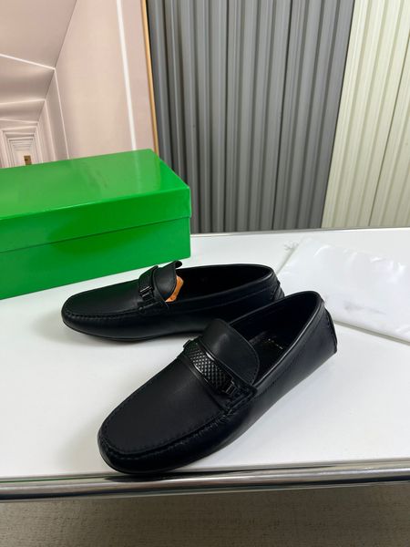 2023s men design dress casual bean shoes loafer black genuine leather loafers flat wedding shoes mens slip on oxfords outdoor walking comfor
2023s men design dress casual bean shoes loafer black genuine leather loafers flat wedding shoes mens slip on oxfords outdoor walking comfor