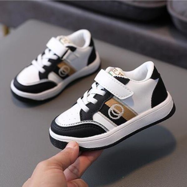 retail new kids casual shoes 2023 black green 2 colors boys girls shoes breathable comfort sneakers first walker fashion non-slip baby shoe, Black;grey
retail new kids casual shoes 2023 black green 2 colors boys girls shoes breathable comfort sneakers first walker fashion non-slip baby shoe, Black;grey