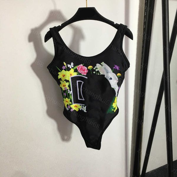 23ss womens bikini designer bathing suit bikini swimwear womens swimwear rabbit flower print suspender one-piece swimsuit with chest pad wom, White;black
23ss womens bikini designer bathing suit bikini swimwear womens swimwear rabbit flower print suspender one-piece swimsuit with chest pad wom, White;black