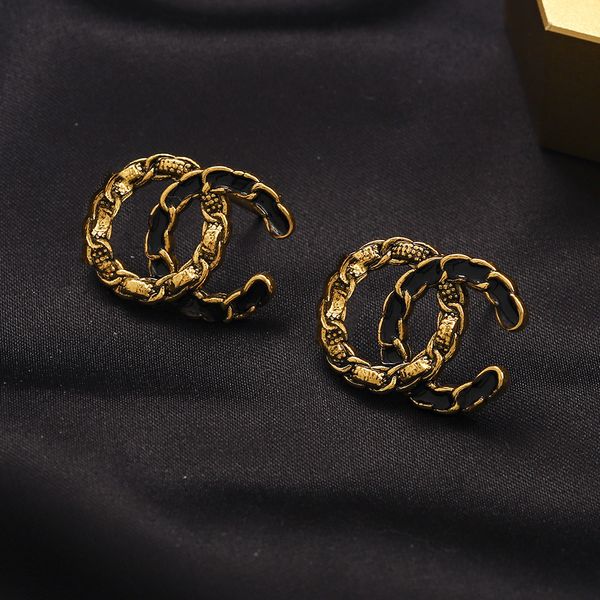18k gold plated luxury designers letter earring stud famous women classic style earring wedding party jewerlry 20style, Golden;silver
18k gold plated luxury designers letter earring stud famous women classic style earring wedding party jewerlry 20style, Golden;silver