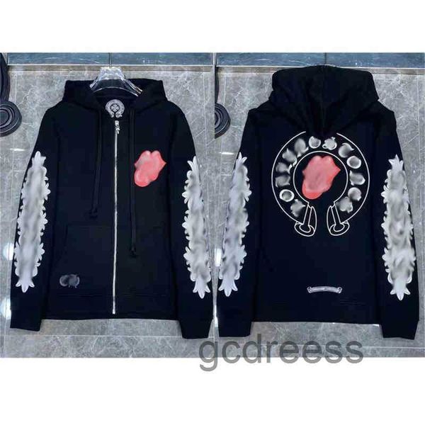 2023 winter men's printed hoodie pullover designer class men's sweatshirt chrome plated hooded heart shaped men's arm fashion, Black
2023 winter men's printed hoodie pullover designer class men's sweatshirt chrome plated hooded heart shaped men's arm fashion, Black