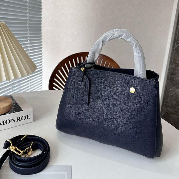 designer handbag women's one shoulder bag luxury bag fashion casual printed alphabet bag leather crossbody bag large capacity shopping
designer handbag women's one shoulder bag luxury bag fashion casual printed alphabet bag leather crossbody bag large capacity shopping
