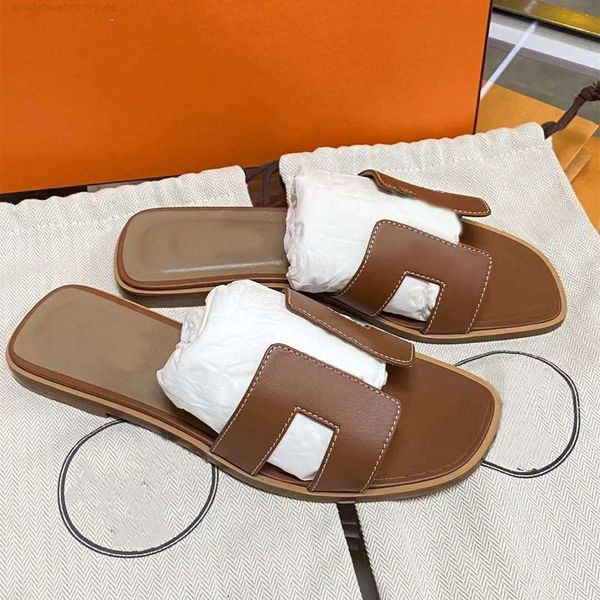 classics brand women slippers beach sandals h letter genuine leather brown black matte summer fashion flat heel flip flops women's slip
classics brand women slippers beach sandals h letter genuine leather brown black matte summer fashion flat heel flip flops women's slip