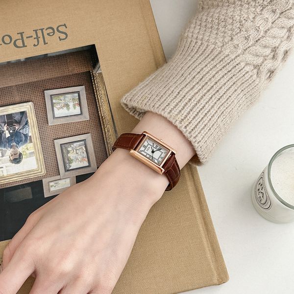 women's watch girls' date watch business fashion waterproof quartz women's watch steel band brand watch g watch, Slivery;brown
women's watch girls' date watch business fashion waterproof quartz women's watch steel band brand watch g watch, Slivery;brown