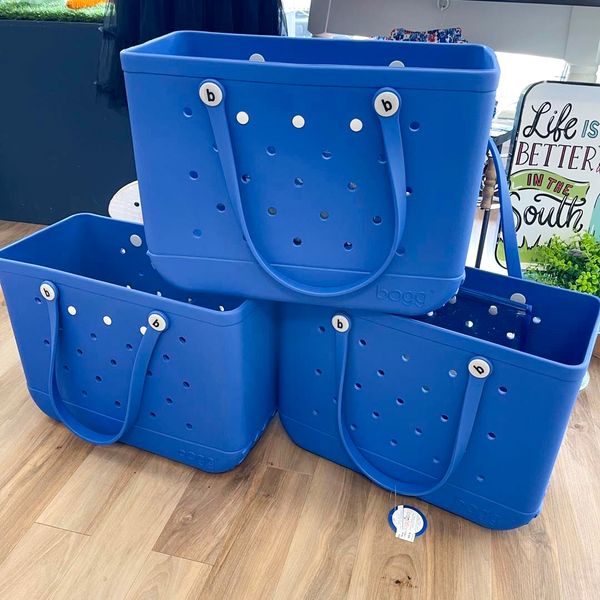 handle luxury designer womens bags fashion mens nylon shoulder travel bogg bag cross body handbags clutch bag pvc plastic jelly summer the l
handle luxury designer womens bags fashion mens nylon shoulder travel bogg bag cross body handbags clutch bag pvc plastic jelly summer the l