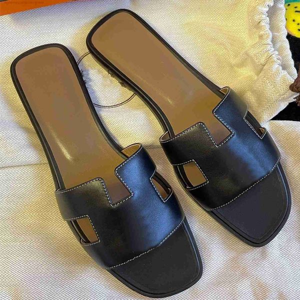 luxury designer slippers beach classic h flat woman summer lady cartoon big head real leather l bath fashion women shoes large size 35-41-42, Black
luxury designer slippers beach classic h flat woman summer lady cartoon big head real leather l bath fashion women shoes large size 35-41-42, Black
