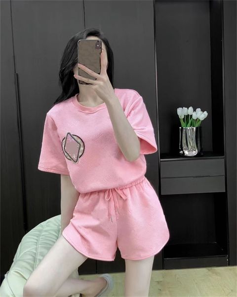 women's two piece pants summer new classic embossed logo slimming short sleeve t-shirt short set suit women pink and white
women's two piece pants summer new classic embossed logo slimming short sleeve t-shirt short set suit women pink and white
