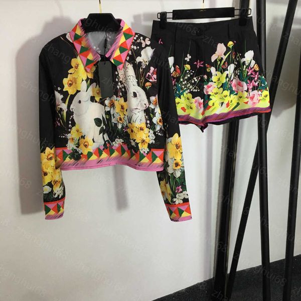 23ss skirt set womens designer clothing rabbit flower print lapel long sleeve shirt high waist shorts sets womens clothing, White
23ss skirt set womens designer clothing rabbit flower print lapel long sleeve shirt high waist shorts sets womens clothing, White