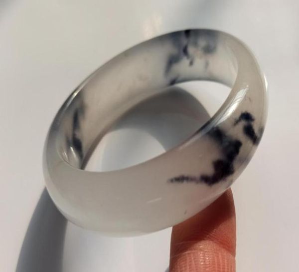 5660mm natural flat strip black and white bicolor quartzite jade hard body jade bracelet1399714
5660mm natural flat strip black and white bicolor quartzite jade hard body jade bracelet1399714