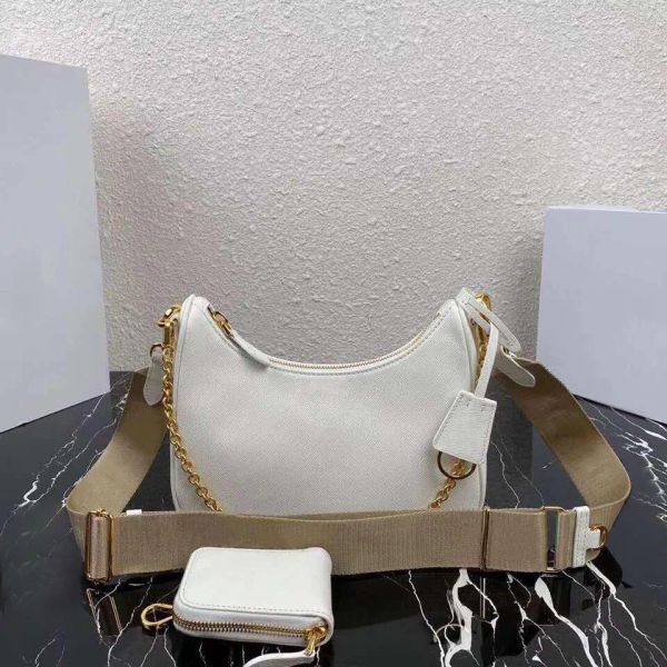 genuine leather handbag hobo crossbody bag shoulder bag for women fashion bags lady chains handbags leather hobo chain purse messenger bag
genuine leather handbag hobo crossbody bag shoulder bag for women fashion bags lady chains handbags leather hobo chain purse messenger bag
