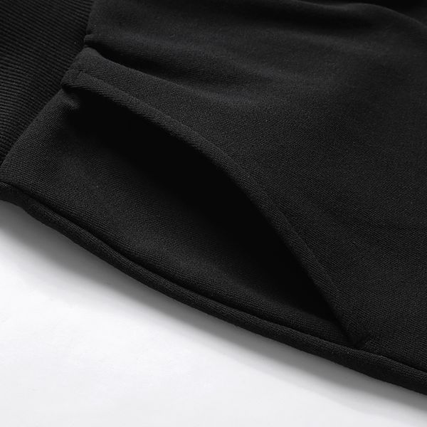 men's shorts summer designer casual sports capris man summer 2023, White;black
men's shorts summer designer casual sports capris man summer 2023, White;black
