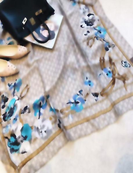 2021 brand summer scarf for women shawls wraps lady pashmina print oversize silk scarves foulard stoles 18090cm7171549, Blue;gray
2021 brand summer scarf for women shawls wraps lady pashmina print oversize silk scarves foulard stoles 18090cm7171549, Blue;gray