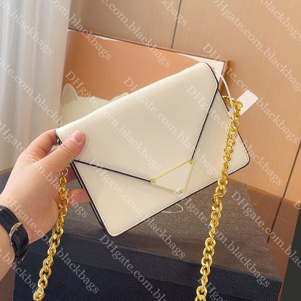 square envelope bag luxury gold chain women cross body bags designer leather bag classic triangular design casual versatile handbag
square envelope bag luxury gold chain women cross body bags designer leather bag classic triangular design casual versatile handbag