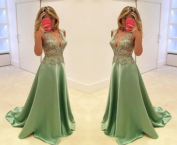 prom dresses plunging v neck olive green satin lace appliques beaded illusion long evening gowns wear plus size formal party dress4158189, Black;red
prom dresses plunging v neck olive green satin lace appliques beaded illusion long evening gowns wear plus size formal party dress4158189, Black;red