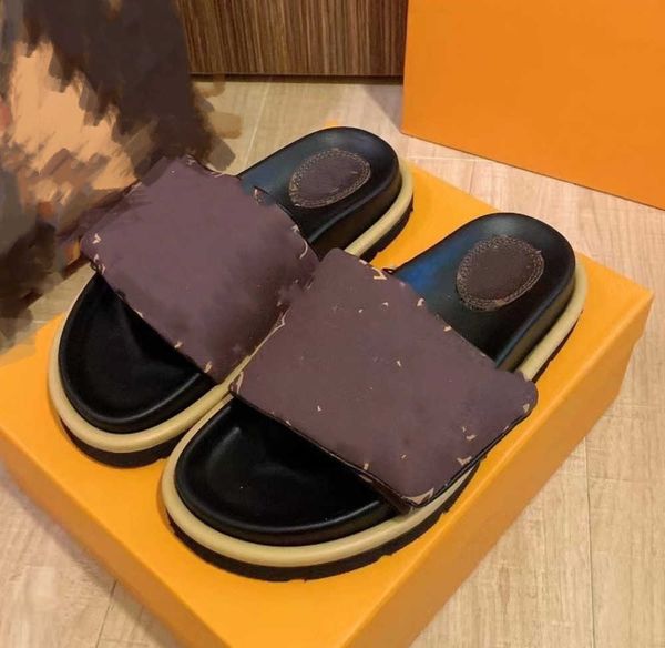 new 2023 designer men women slippers sandal embossed printing summer fashion brand heel slides flops beach sandals womens mens slippers, Black
new 2023 designer men women slippers sandal embossed printing summer fashion brand heel slides flops beach sandals womens mens slippers, Black