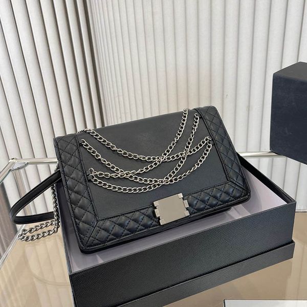 classic flap women chain shoulder bag large capacity diamond lattice leather quilted luxury designer bag silver hardware trend handbag coin
classic flap women chain shoulder bag large capacity diamond lattice leather quilted luxury designer bag silver hardware trend handbag coin
