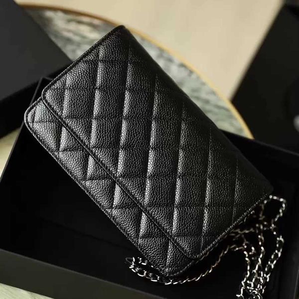 women crossbody bags shoulder handbags designer luxury mini portable box cosmetic lipstick bag sheepskin black ladies fashion small purses g
women crossbody bags shoulder handbags designer luxury mini portable box cosmetic lipstick bag sheepskin black ladies fashion small purses g