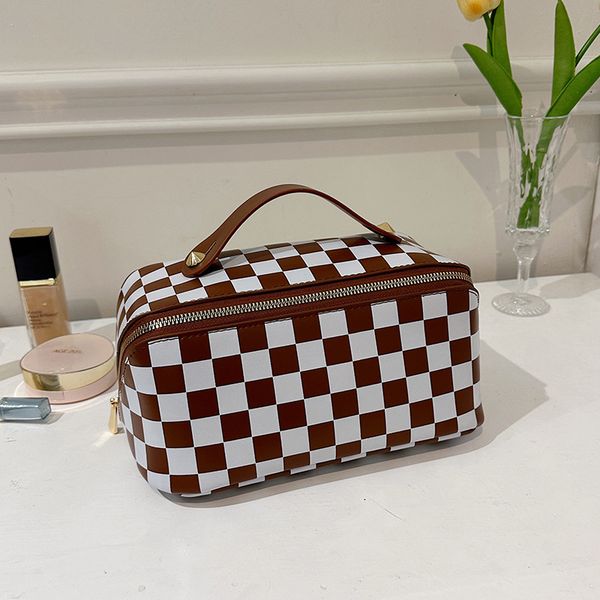 high appearance level checkerboard portable makeup toiletry kits large capacity fashion simple portable travel upgrade version of makeup sto
high appearance level checkerboard portable makeup toiletry kits large capacity fashion simple portable travel upgrade version of makeup sto