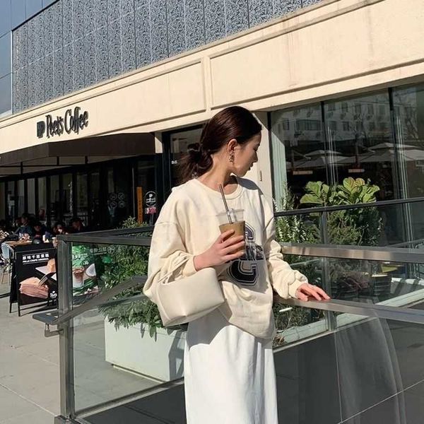 the row layer cowhide popular texture lunch box bucket bag leather handbag df9m
the row layer cowhide popular texture lunch box bucket bag leather handbag df9m