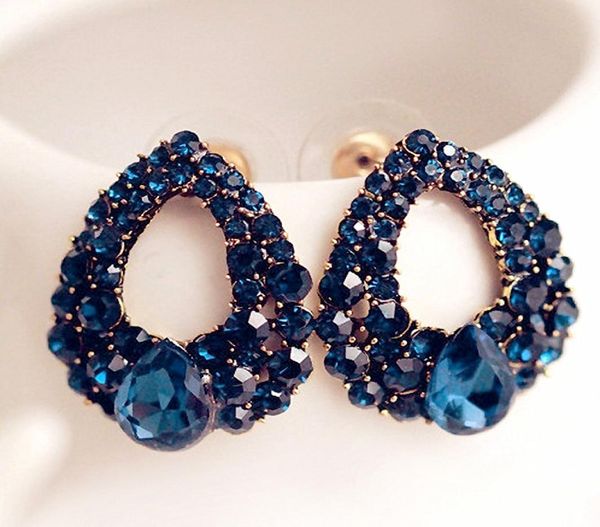 creative charm water drop shaped earrings for women girls navy blue zircon stud earrings party wedding jewelry5885626, Golden;silver
creative charm water drop shaped earrings for women girls navy blue zircon stud earrings party wedding jewelry5885626, Golden;silver