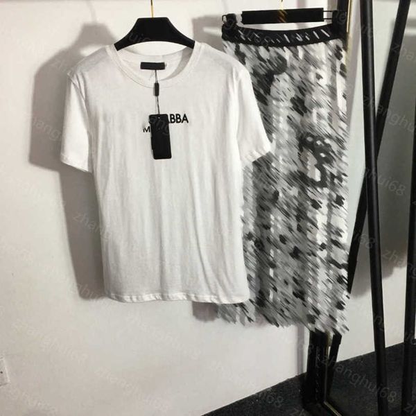 23ss skirt set womens designer clothing monogrammed cotton short sleeve t-shirt high waist pleated half skirt sets womens clothing a1, White
23ss skirt set womens designer clothing monogrammed cotton short sleeve t-shirt high waist pleated half skirt sets womens clothing a1, White