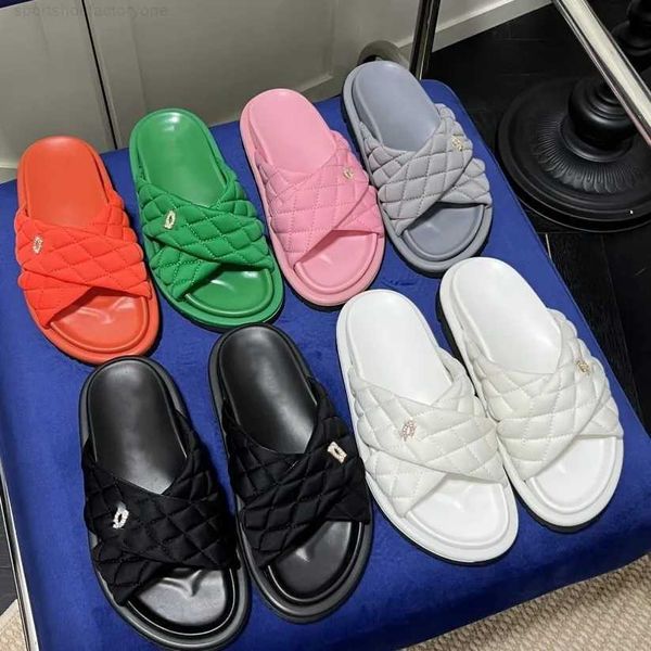 designer slippers pool pillow comfort slipper women sandals men shoes platform slides calfskin sandal fashion rubber bottom slides summer be, Black
designer slippers pool pillow comfort slipper women sandals men shoes platform slides calfskin sandal fashion rubber bottom slides summer be, Black