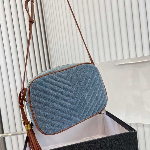 canvas denim chain camera bag twill vagrant bag new fashion underarm shoulder bag portable messenger bag female 230519
canvas denim chain camera bag twill vagrant bag new fashion underarm shoulder bag portable messenger bag female 230519