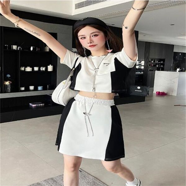 fashion designer women's tracksuits sports set letter printing woman t-shirt and shorts 2 pieces sets party outfits luxury clothing, Gray
fashion designer women's tracksuits sports set letter printing woman t-shirt and shorts 2 pieces sets party outfits luxury clothing, Gray