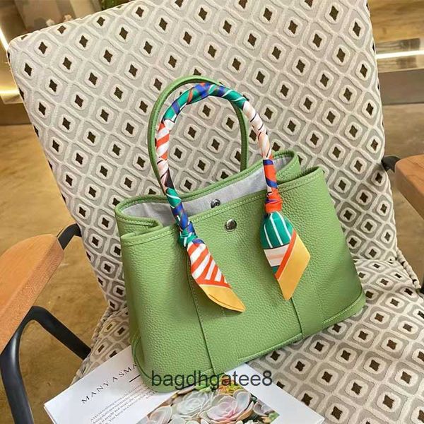 party lychee leather garden designer portable bags 2023 totes bucket bag grain female cowhide large capacity tote r62a
party lychee leather garden designer portable bags 2023 totes bucket bag grain female cowhide large capacity tote r62a