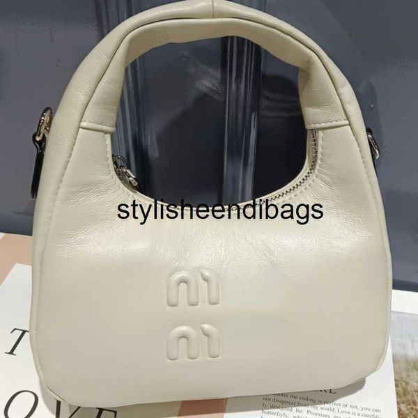 stylisheendibags luxury hobo bag womens shoulder bags designer handbag 3d letter underarm totes mini clutch fashion crossbody purse lady wal
stylisheendibags luxury hobo bag womens shoulder bags designer handbag 3d letter underarm totes mini clutch fashion crossbody purse lady wal