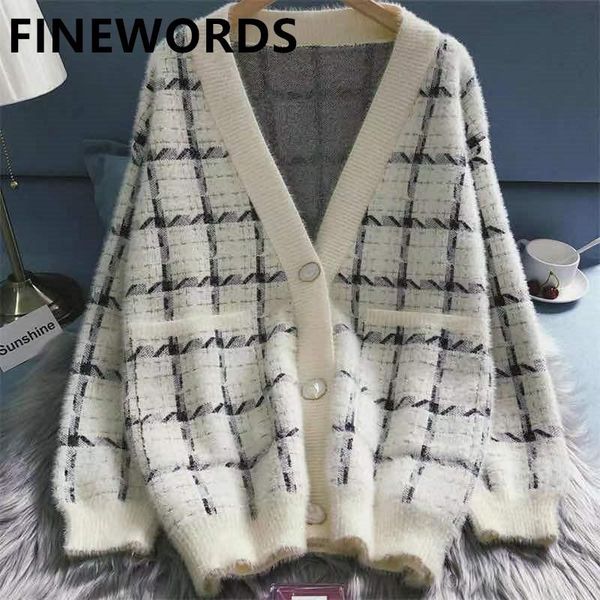 sweaters finewords 2021 autumn vintage white plaid knitted cardigan women casual korean winter outerwear long sleeve knitted sweater coat, White;black
sweaters finewords 2021 autumn vintage white plaid knitted cardigan women casual korean winter outerwear long sleeve knitted sweater coat, White;black