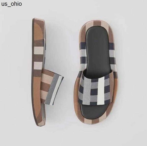 slippers 2023 vintage slippers women fashion letter bur slides luxury summer ladies flip flat rubber gear bottoms sandal beach designer shoe, Black
slippers 2023 vintage slippers women fashion letter bur slides luxury summer ladies flip flat rubber gear bottoms sandal beach designer shoe, Black