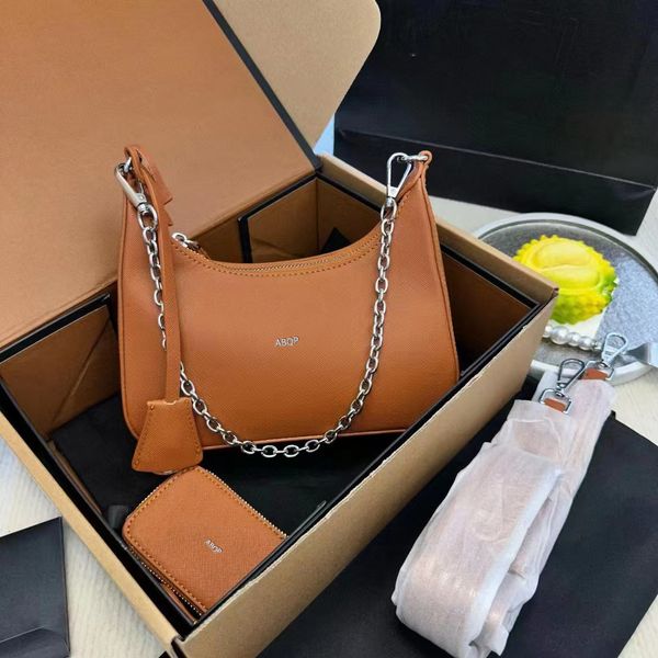 designer bag luxurys crossbody designer bags shoulder bags designers woman re edition 2000 2005 nylon bag 3-piece black zippy wallets design
designer bag luxurys crossbody designer bags shoulder bags designers woman re edition 2000 2005 nylon bag 3-piece black zippy wallets design