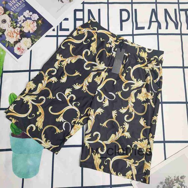 selling men's swimwear designer beach shorts with full printed letters luxury brand boardshorts couple beachwear with size s to 3xl for
selling men's swimwear designer beach shorts with full printed letters luxury brand boardshorts couple beachwear with size s to 3xl for