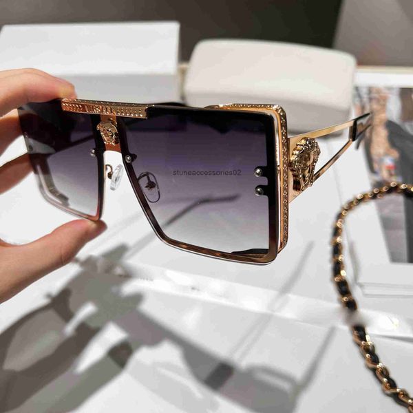 luxury designer sunglasses men women outdoor windproof eyewear pc frame fashion classic lady3d8xxhd7, White;black
luxury designer sunglasses men women outdoor windproof eyewear pc frame fashion classic lady3d8xxhd7, White;black