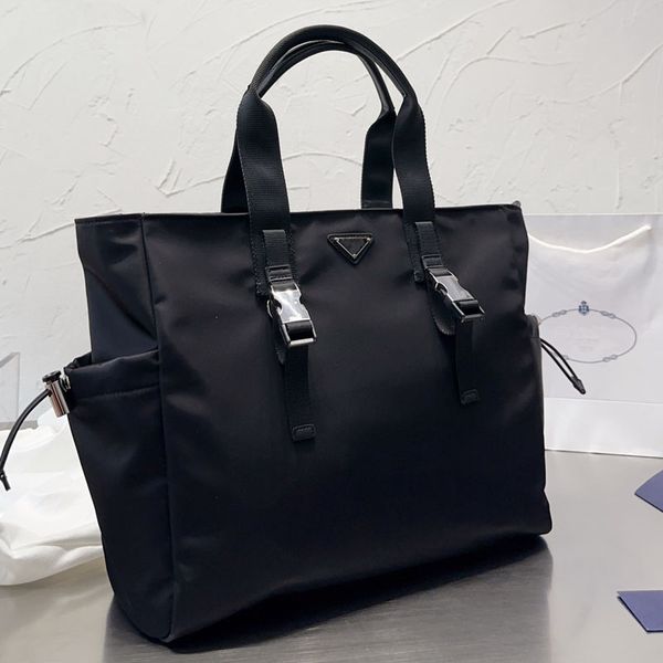 nylon totes shopping bag men women handbag briefcase lapbags fashion metal triangle zipper closure lightweight travel duffle bags large capa
nylon totes shopping bag men women handbag briefcase lapbags fashion metal triangle zipper closure lightweight travel duffle bags large capa