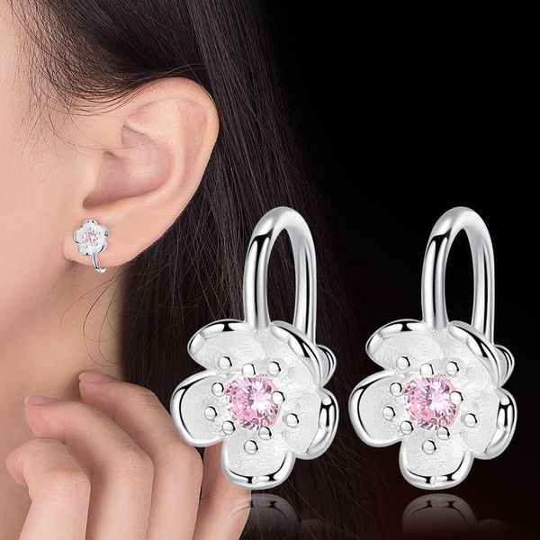 charm korea style crystal cherry blossom flower clip on earrings without piercing for girls party sweet silver color no hole ear clip aa2305, Golden
charm korea style crystal cherry blossom flower clip on earrings without piercing for girls party sweet silver color no hole ear clip aa2305, Golden