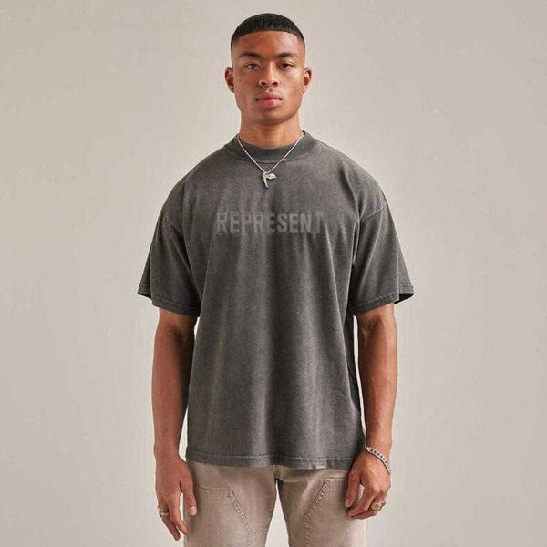 represent represent niche trendy brand versatile american high street loose fitting men's couple fog short sleeved summer casual t-shir, White;black
represent represent niche trendy brand versatile american high street loose fitting men's couple fog short sleeved summer casual t-shir, White;black