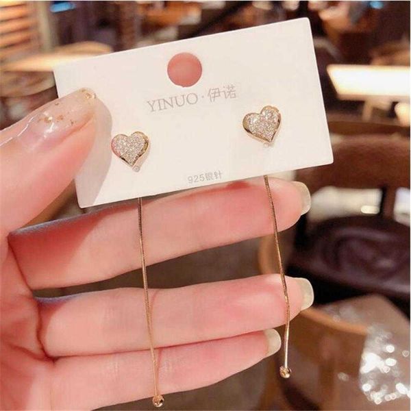 charm 2021 trend pearl long earrings female moon star flower rhinestone wedding pendant earrings fashion korean jewelry earrings aa230519, Golden
charm 2021 trend pearl long earrings female moon star flower rhinestone wedding pendant earrings fashion korean jewelry earrings aa230519, Golden