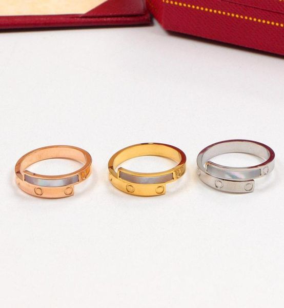 luxury designer jewelry men and women love screw rings alphabetic shell ring fashion simple brand wedding engagement ring9290756, Silver
luxury designer jewelry men and women love screw rings alphabetic shell ring fashion simple brand wedding engagement ring9290756, Silver